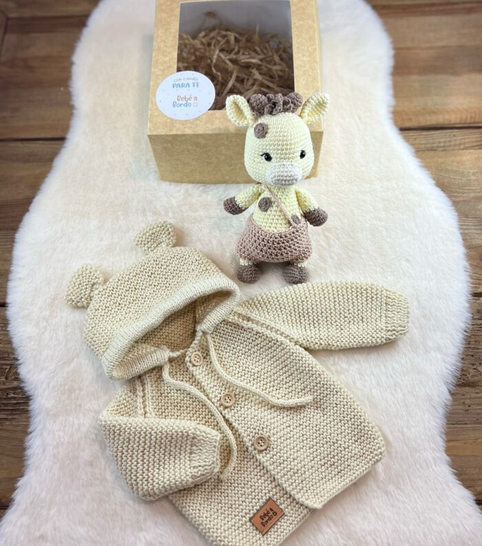 Caja Obsequio Amigurumi Jirafa + Saco Osito