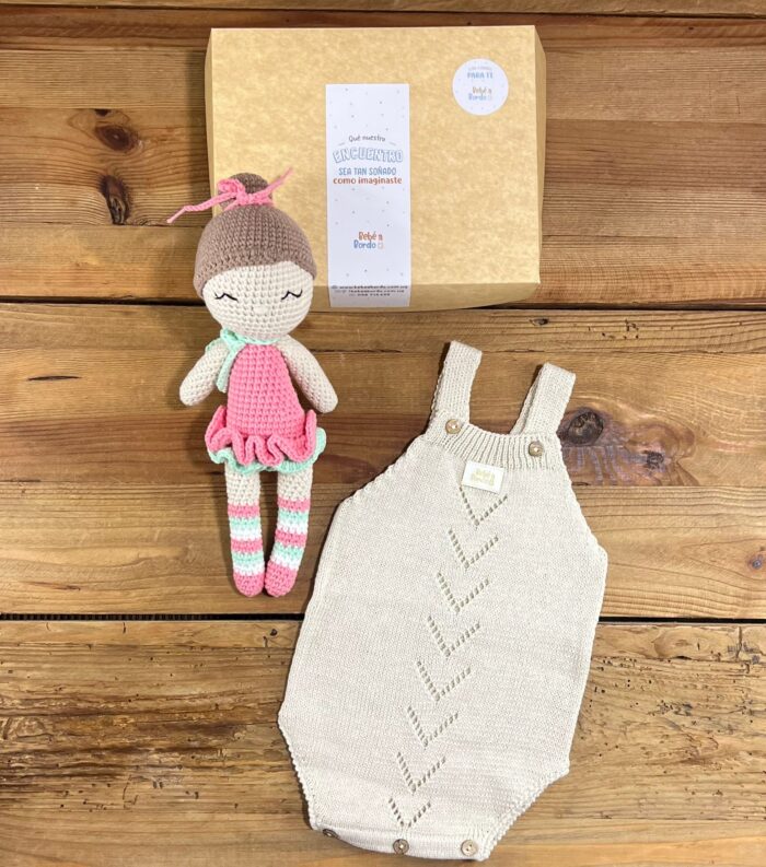 Caja Amigurumi Bailarina + Ranita en Hilo